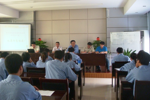 3133cc拉斯维加斯招聘培训首批应届大学毕业生