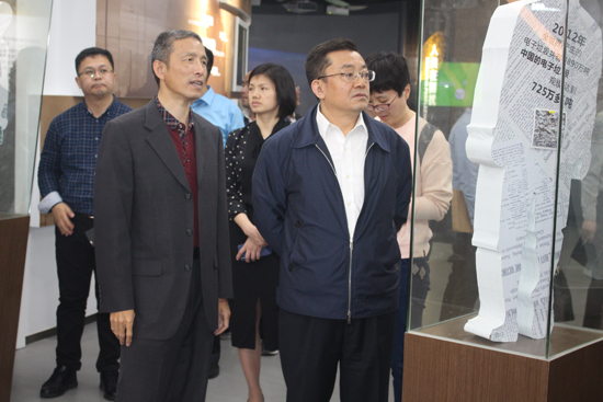 环境；げ糠⒄怪行娜斡轮魅蔚餮谢葜菹钅